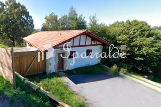 Casa en Biriatou. Biriatou  villa contempornea  en una nica  planta, con terreno