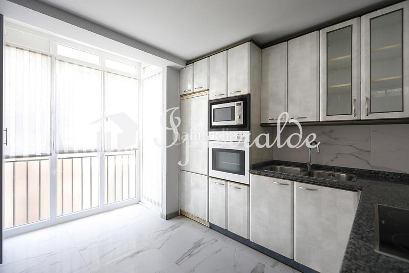Foto 5e382dbb-060d-4697-be25-0e9c7db228d2. Piso vivienda reformada y céntrica con balcón en Palmera - Dumboa - Arbes Irun