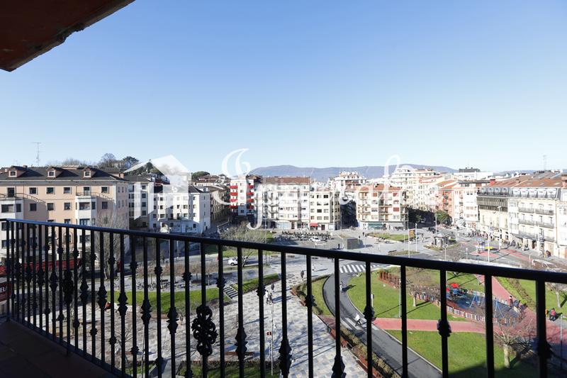 Foto 62c76e62-dab3-4b3b-842a-66f54dae4d90. Appartamento con riscaldamento in Centro - Mendibil - Santiago Irun