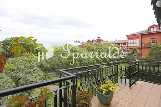Pis  Irun - juan de albisu. Preciosa vivienda en mendíbil con garaje y piscina