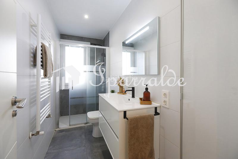 Foto 7b2ee2b8-cbc0-4239-8636-049866f1816b. Appartamento con riscaldamento in Lapice - Larreaundi - Olaberria - Meaka Irun