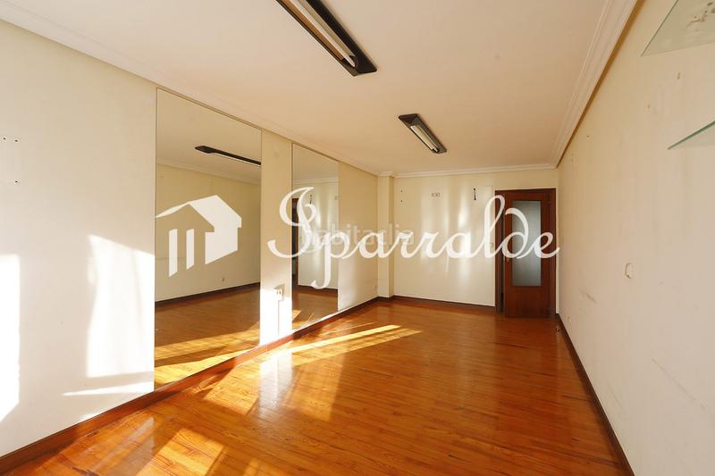 Foto 3d86cec5-075f-41a3-bfe1-78f476df5956. Pis a Palmera - Dumboa - Arbes Irun