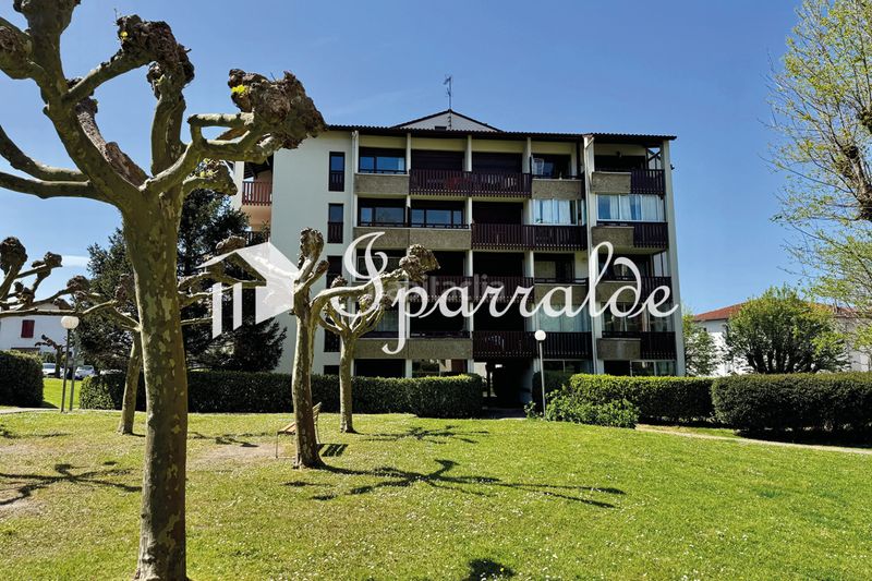 Foto 981da81f-feed-4c91-9c4a-30459d8071f8. Pis amb calefacció aparcament a Hendaye