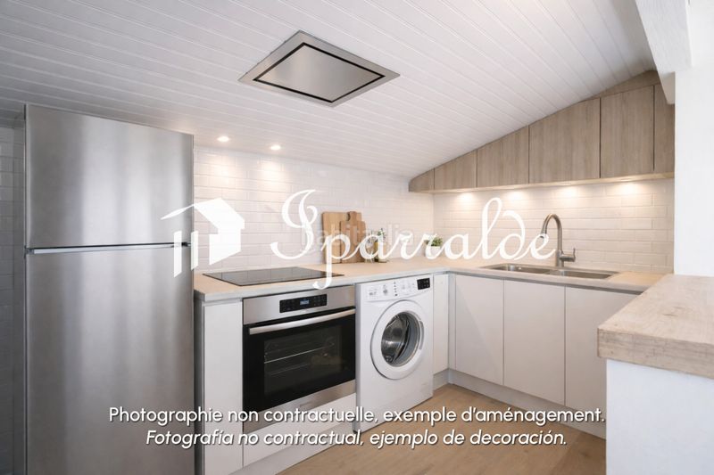 Foto bb38a538-2a5c-4fa3-8cbd-ef30e1cc8f09. Casa amb calefacció aparcament piscina a Hendaye