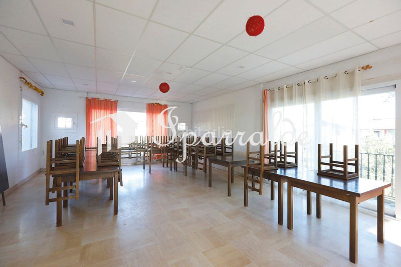 Foto 0112437f-d0e6-49ae-af83-2b3c0ae4b692. Casa amb aparcament piscina a Hendaye