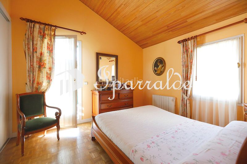 Foto 90c91bfb-3c4d-48d6-ae2d-5b75457f4dab. Casa amb aparcament piscina a Hendaye