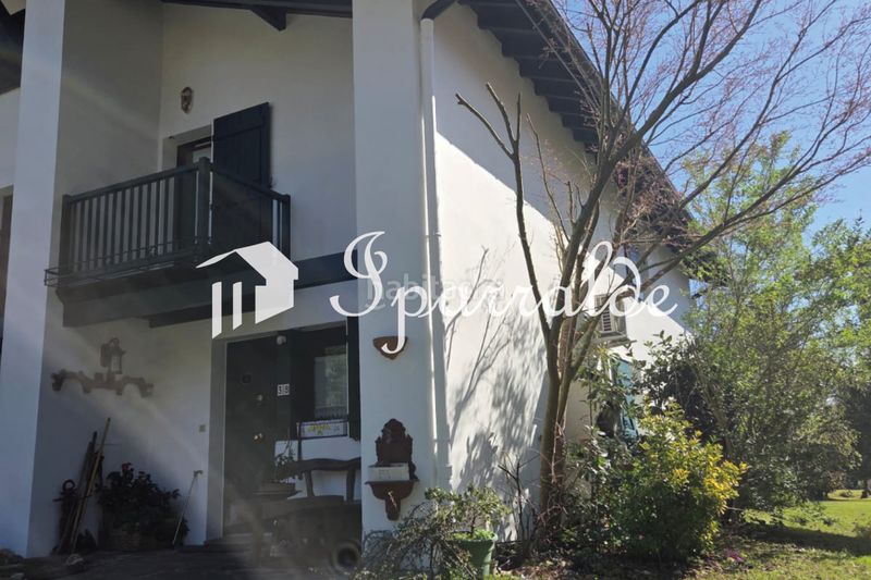 Foto f51ae869-ee7b-485c-938b-e615b53fcc9d. Casa amb aparcament piscina a Hendaye