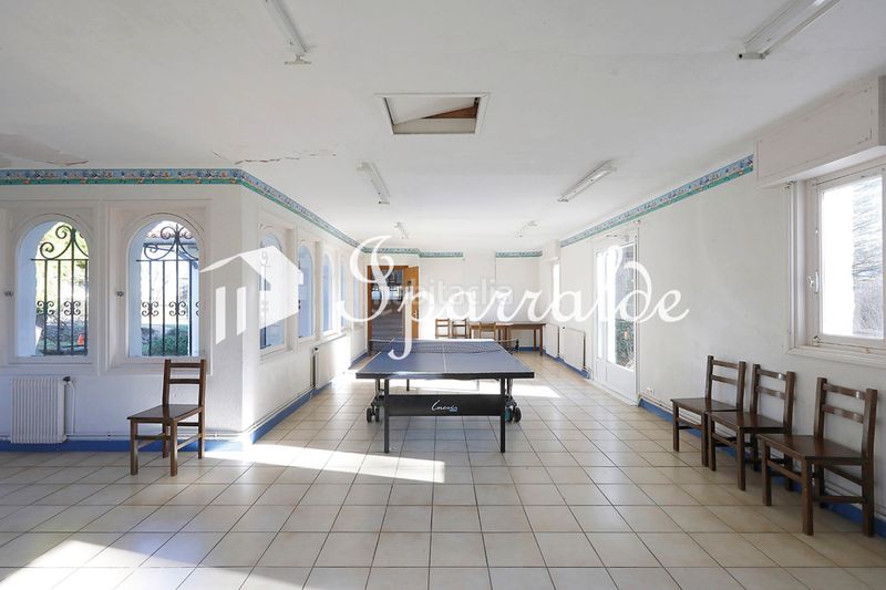 Foto f77c42cb-d2ae-4bac-bc54-e63c272eba13. Casa amb aparcament piscina a Hendaye