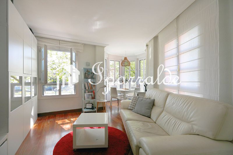 Foto 7c5c7d0a-60e4-4a5c-b809-e8d0fa5880de. Pis amb calefacció a Palmera - Dumboa - Arbes Irun