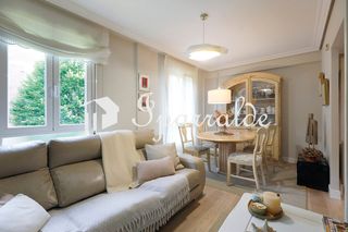 Appartement  Irun - calle lapurdi. Vivienda impecable de 3 habitaciones en ventas