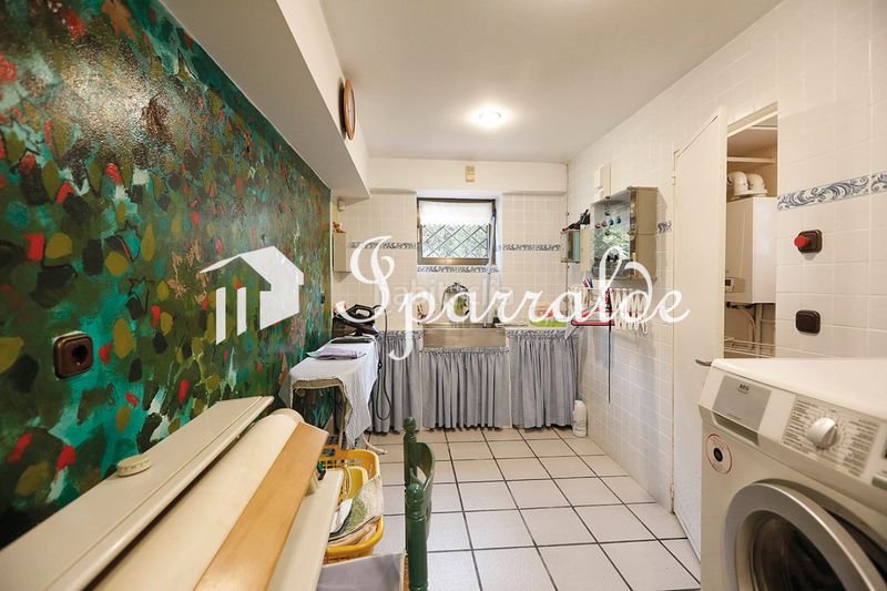 Foto 1808619c-b633-4f6e-9db2-595b50cb1f8a. Casa amb calefacció aparcament a Pinar - Anaka - Belaskoenea Irun
