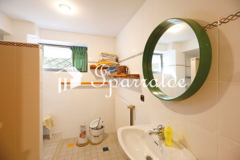 Foto 552b5cbe-6768-4611-985f-e22eb559f92c. Casa amb calefacció aparcament a Pinar - Anaka - Belaskoenea Irun