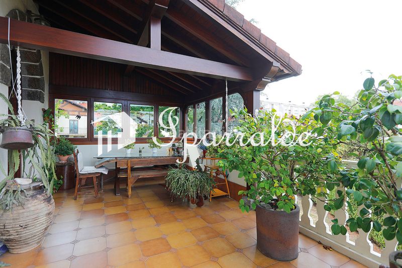 Foto 7405da9d-bc9f-41c2-a593-6a5a826abefb. Casa amb calefacció aparcament a Pinar - Anaka - Belaskoenea Irun