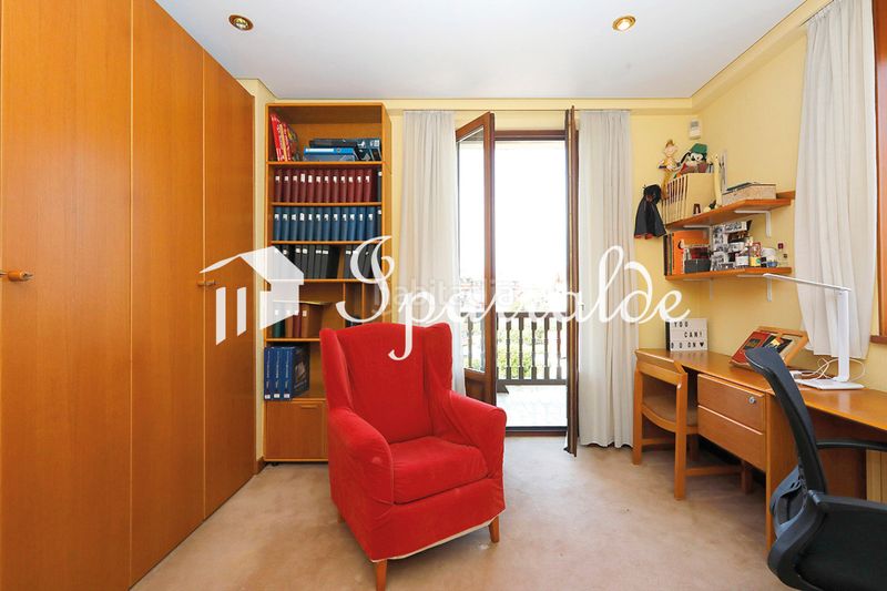Foto b3f5ee57-2610-4221-9eeb-34e0bfb6aa36. Casa amb calefacció aparcament a Pinar - Anaka - Belaskoenea Irun