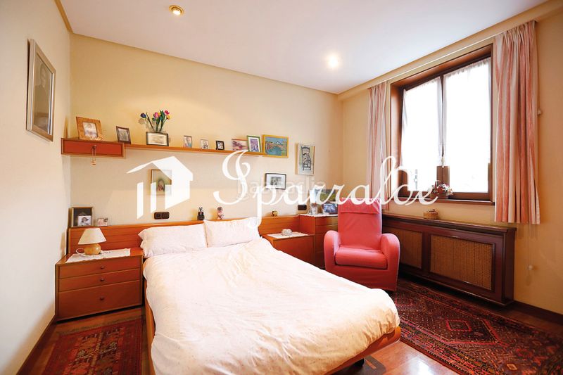 Foto c889d782-4339-4deb-adf6-f1333460adbe. Casa amb calefacció aparcament a Pinar - Anaka - Belaskoenea Irun