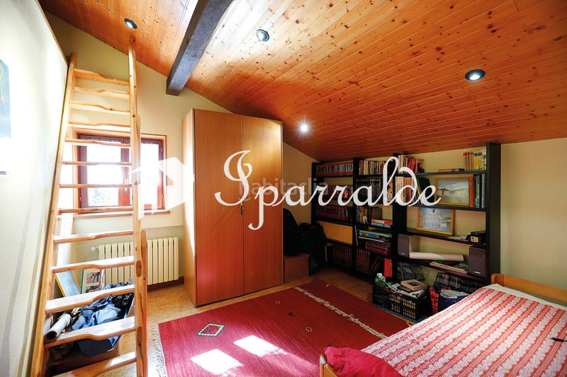 Foto fe43d869-a6ed-4726-b02a-501055a6ec99. Casa amb calefacció aparcament a Pinar - Anaka - Belaskoenea Irun
