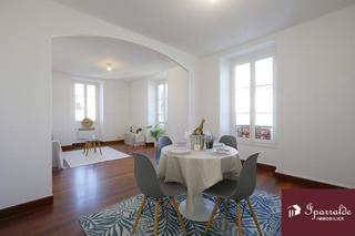 Pis en Hendaye. Encantadora vivienda de 23 habitaciones de 71,5 m en el centro,