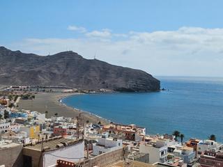 Edifici  Calle ayose. Edificio en gran tarajal a reformar con 3 viviendas