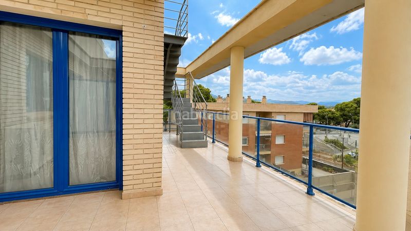 Foto 0f5069dd-3279-4887-be59-693360a4be4c. Àtic amb piscina a Passeig Marítim Miami Platja
