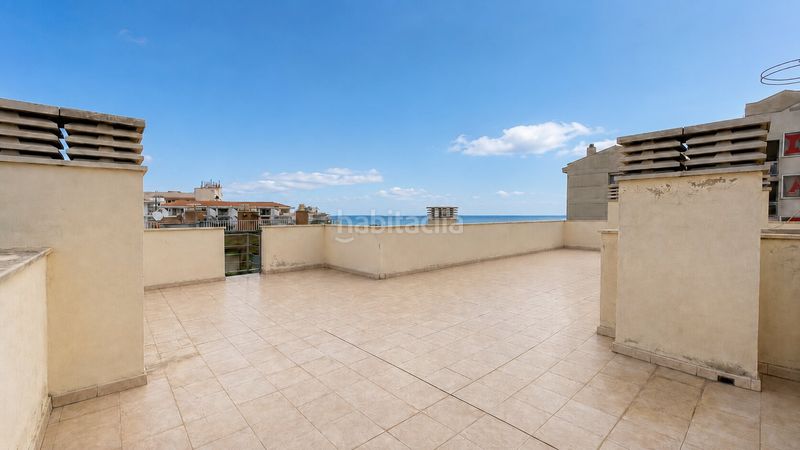 Foto 97dd7a23-22ac-45cc-8372-29e69d458d7a. Àtic amb piscina a Passeig Marítim Miami Platja