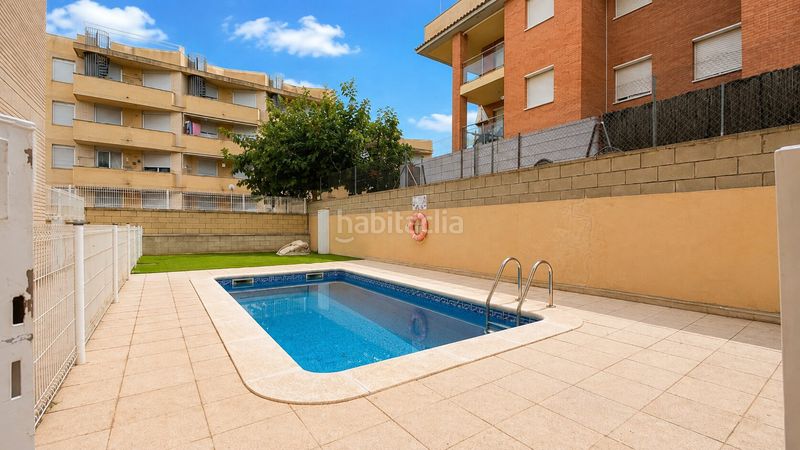 Foto feb2c9c0-c194-4913-b11f-48f84875eac1. Àtic amb piscina a Passeig Marítim Miami Platja