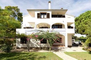 Local Comercial a Platja de Mont-roig. Espectacular finca de 1200 m2 en montroig bahia.