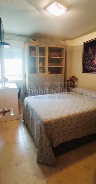 Foto 1b4c7a8c-6477-4ce3-830b-9d82362585d1. Àtic amb piscina a Passeig Marítim Miami Platja