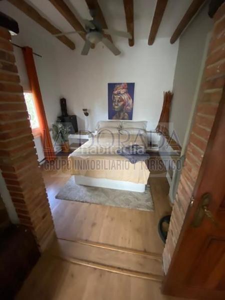 Foto 10d48529-e0d0-43ca-b463-698954a49f50. Edificio in Selva del Camp (La)