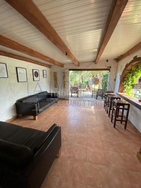 Foto d37158a6-2df2-41fb-bd96-e91ec3f7b58b. Edificio in Selva del Camp (La)