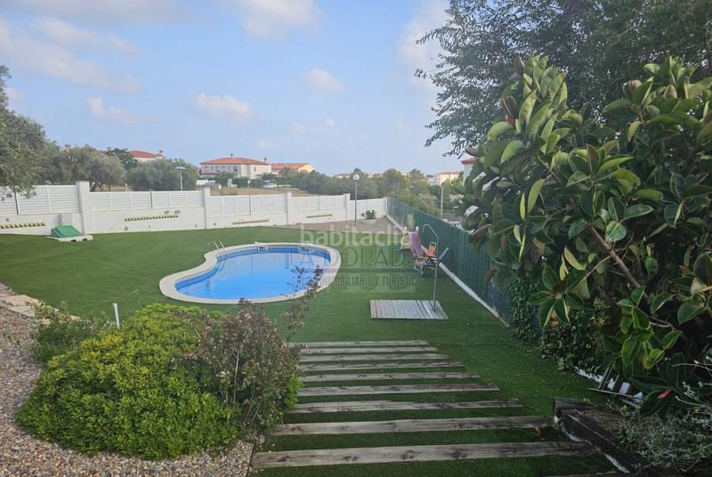 Foto f87302b4-6a0f-4647-82c9-27edbcc6edd9. Casa adosada 1196 en Pino Alto Miami Platja