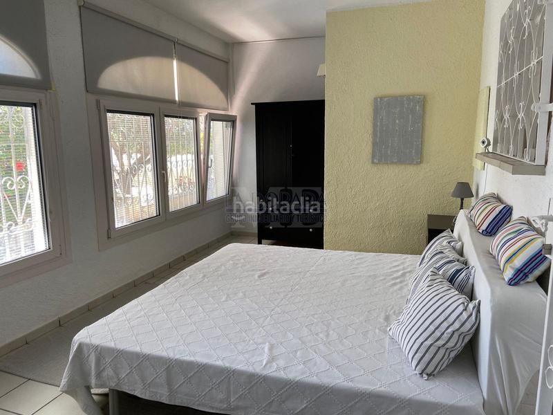 Foto 98231994-c26f-4819-a7c9-5d3182a074ad. Chalet casa independiente en primera línea de mar con vistas panorámicas en Mont-roig del Camp