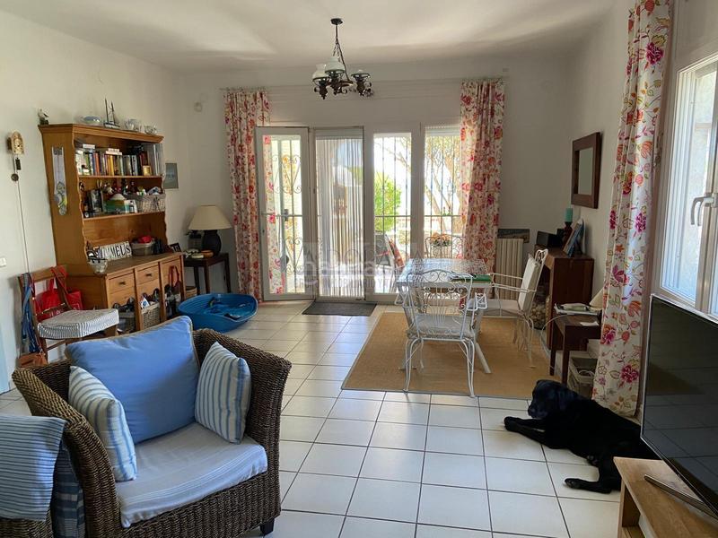 Foto afeaa2c6-8b95-4184-a1e0-3f2632debb41. Chalet casa independiente en primera línea de mar con vistas panorámicas en Mont-roig del Camp