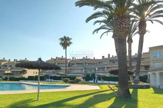 Flat in Jardins de Vilafortuny - Mas d'en Bosch. Encantador piso con gran terraza y vistas al mar