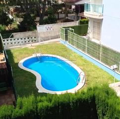 Flat  Passeig del mediterrani. Acogedor piso con piscina a 150 metros del mar centro de miami p