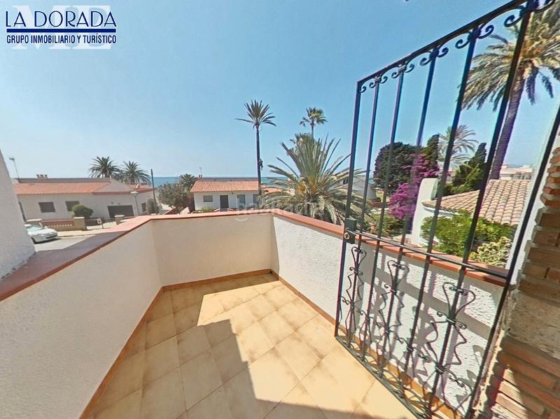 Foto a8e08033-4616-4bf3-953c-1a36179f63d3. Casa adossada amb xemeneia calefacció aparcament piscina a Mont-roig del Camp