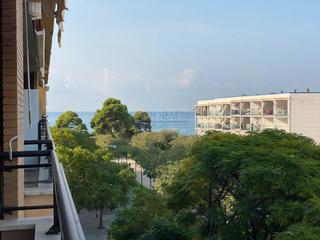 Appartement à Port - Horta de Santa Maria. ¡luminoso piso con vistas al mar a solo 50 m de la playa!