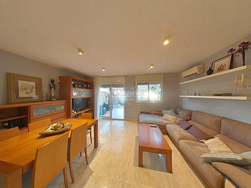 Foto 97b3ea10-3778-4379-ab9b-bea5965c6905. Maison jumelée avec chauffage parking dans Poble Mont-roig del Camp