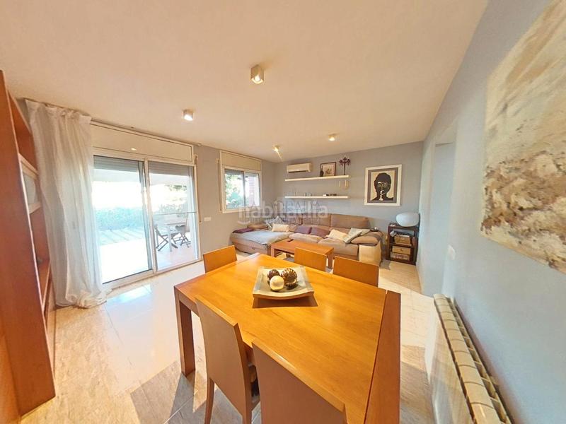 Foto e6506ce6-ddd2-49f4-8128-8011fc21aca5. Maison jumelée avec chauffage parking dans Poble Mont-roig del Camp