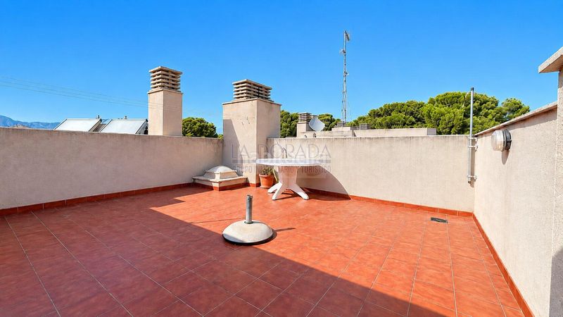 Foto 38ea6fad-adc3-4889-b7b8-8697c9841a9e. Pis amb aparcament piscina a Centre Miami Platja