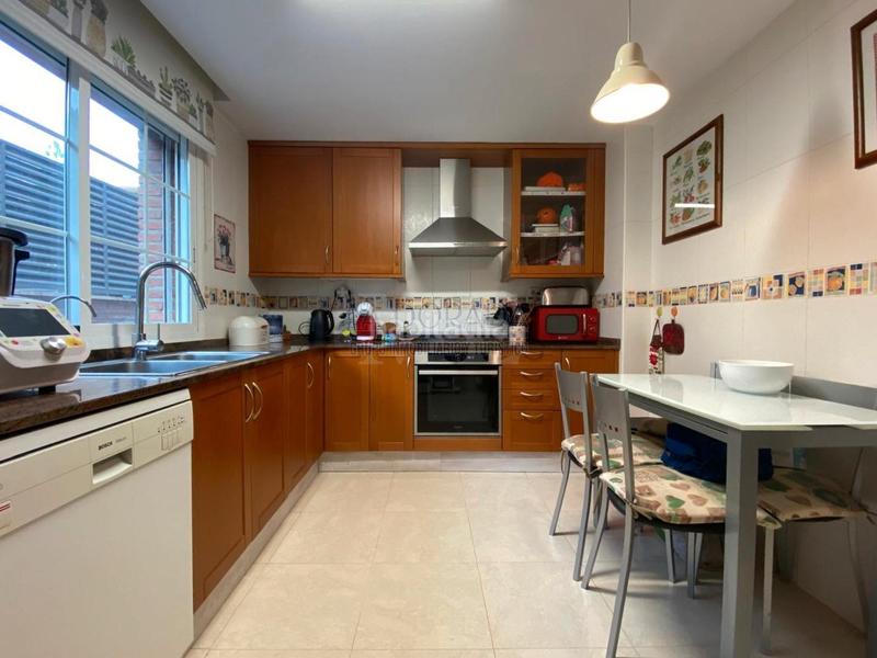 Foto 4ad4edc2-fe02-420f-a6a7-08ce2d0f85ad. Reihenhaus mit heizung parking in Jardins de Vilafortuny - Mas d'en Bosch Cambrils