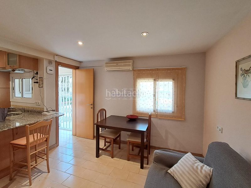 Foto dd5b22e2-68e5-40ac-a975-c48d3cf2fa07. Estudi amb calefacció piscina a Platja de Llevant Salou
