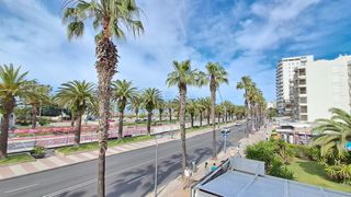 Piso  Passeig de jaume i. Espectacular piso en 1a línea de mar con vistas!