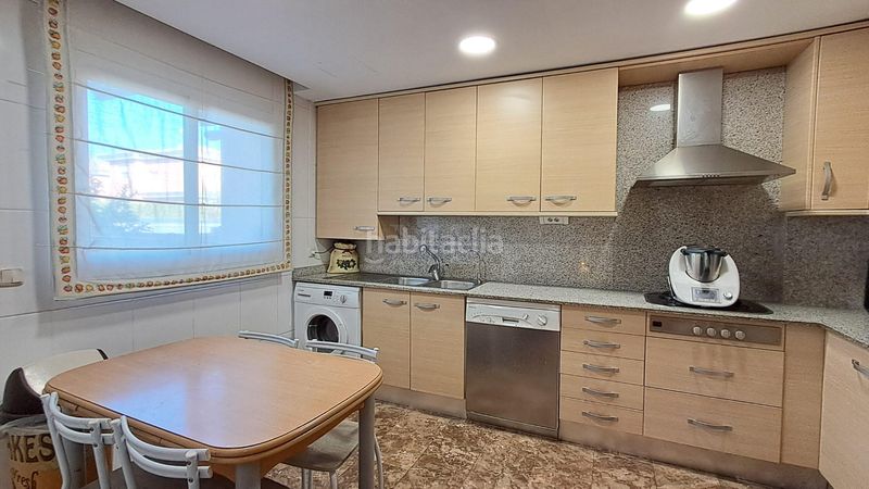 Foto c9e39251-1a41-4e17-9711-9a396cb193f2. Casa adossada amb calefacció aparcament piscina a Cambrils