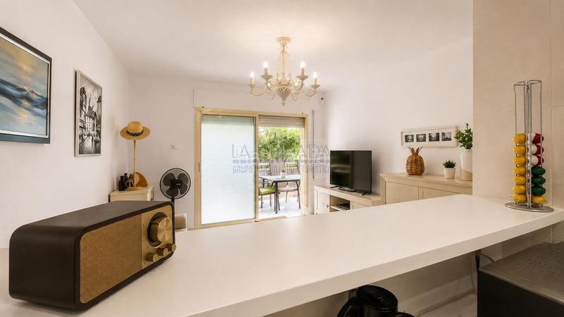 Foto 25f4928f-cc8c-4a32-9d66-a06f8f6c3ba9. Apartament amb piscina a Tarraco Cambrils