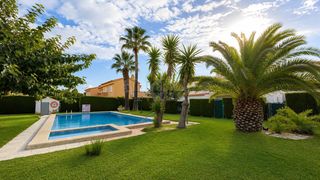 Casa adossada a Centre. ¡oportunidad casa adosada en costa zefir!