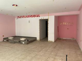 Lloguer Local Comercial a La Gavarra