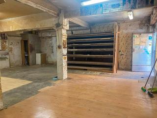 Miete Geschäftsraum  Carrer de la caoba. Disponible local comercial en sant ildefons