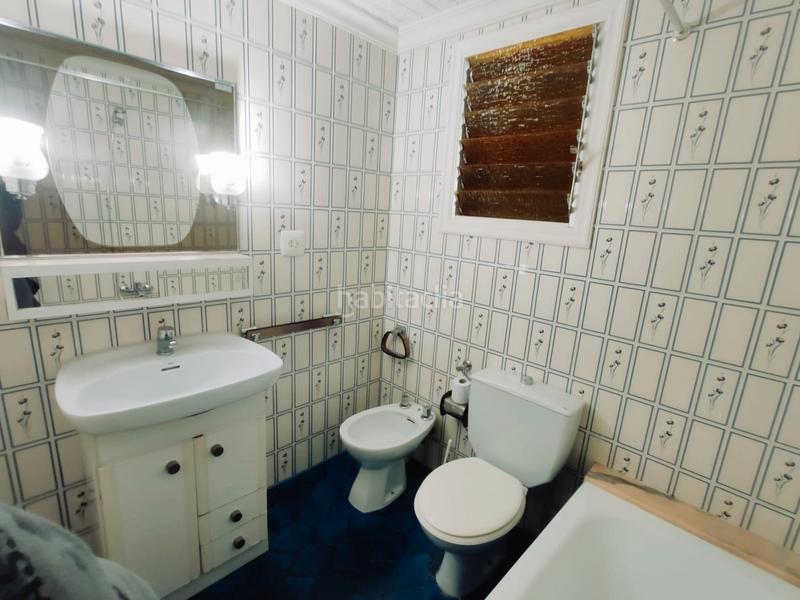 Foto 509276b6-e0d1-49f4-ab15-fa586149c7f4. Reihenhaus mit parking in Sueca Sueca