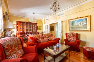 Pis en Triana Casco Antiguo. Exclusiva vivienda en calle alfarera  pleno centro de triana