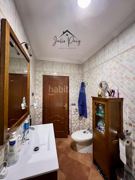 Foto a8b01aec-3093-4e72-bf0b-71bf77083b24. Haus mit parking in Coria del Río